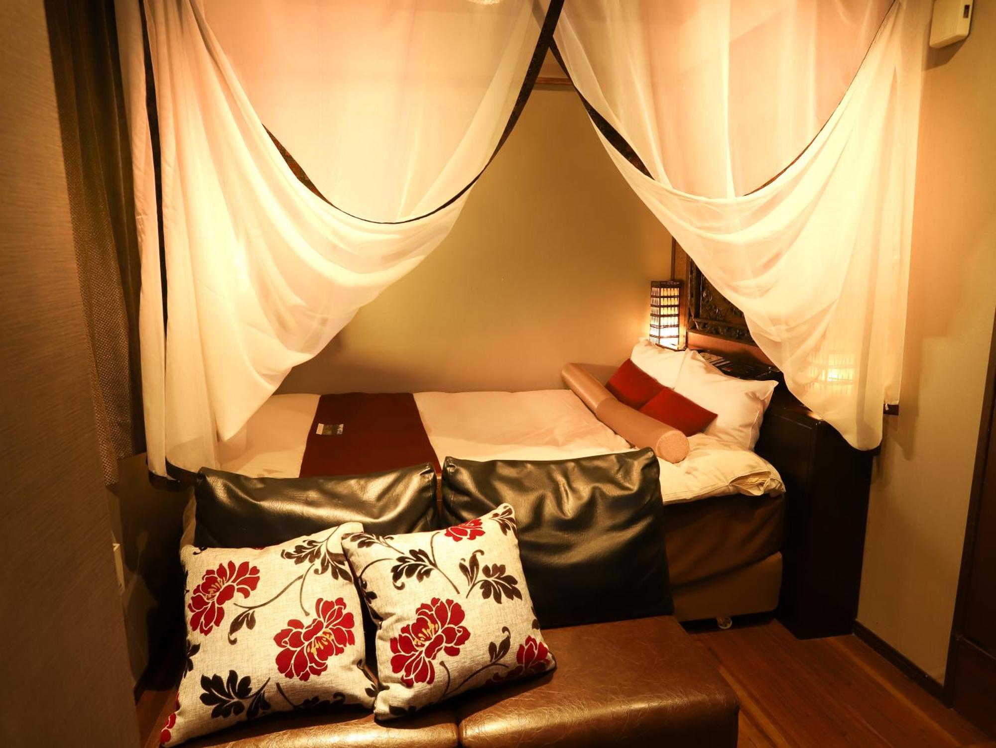 Hotel K6 Osaka Namba (Adults Only) Экстерьер фото